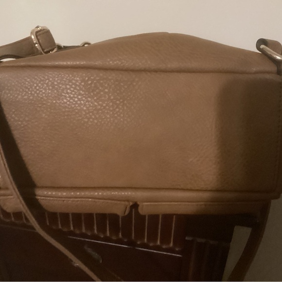 Back Pack - Picture 3 of 5